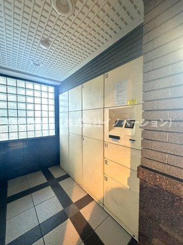 ライオンズマンション十条台の設備|不在時でも荷物の受け取りができる宅配ボックス付きで、毎日がもっと便利に。