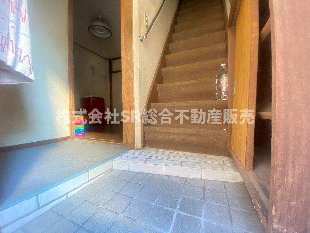 森河内東1丁目中古戸建の玄関|玄関スペース