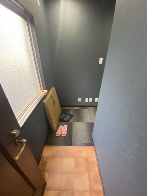 【玄関】 | リードサザン中山手ビル | 前回募集時の内装写真です。