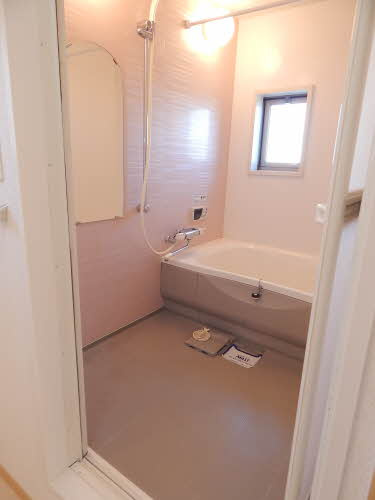 シャーメゾン小森野 A棟の浴室|追い焚き・浴室乾燥機付きのお風呂です♪