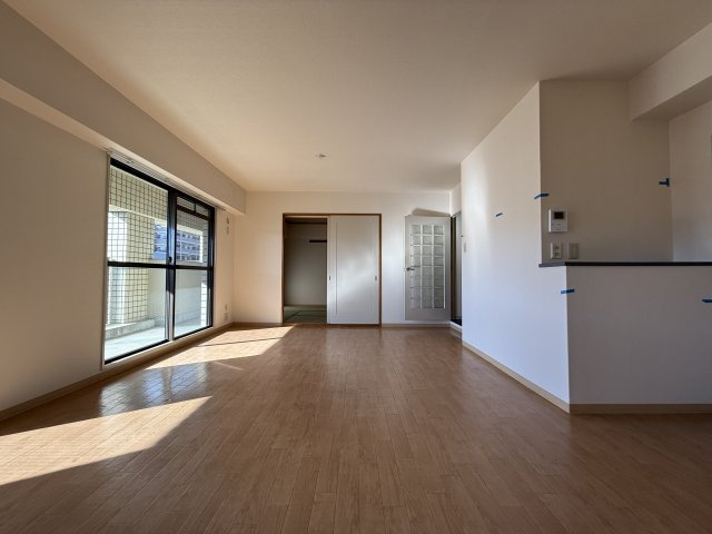 第2エステート松尾の居間・リビング