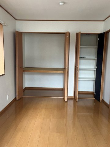 ヴィラコート高松の寝室