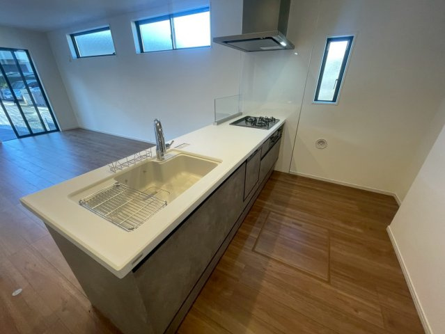 横浜市青葉区あざみ野4丁目 新築戸建て【仲介手数料無料】カースペース2台