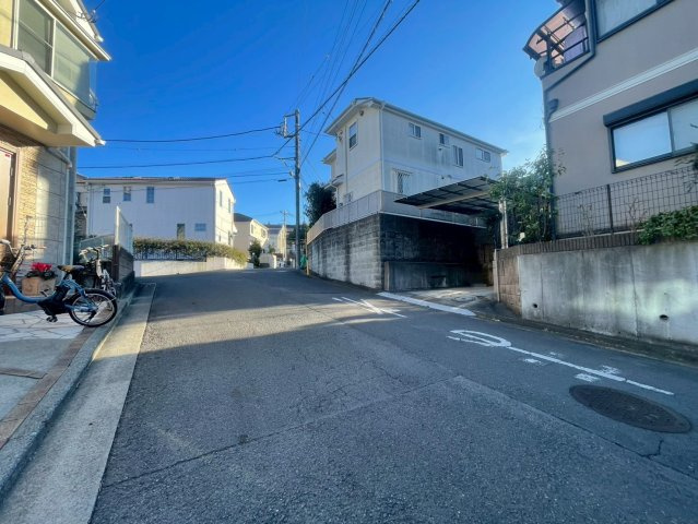 横浜市青葉区あざみ野4丁目 新築戸建て【仲介手数料無料】カースペース2台