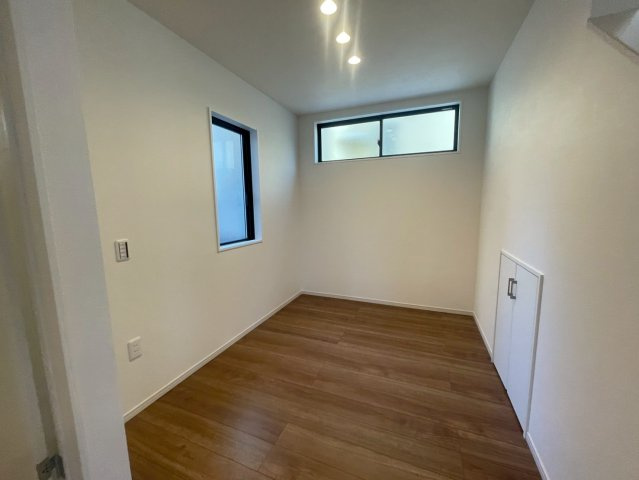 横浜市青葉区あざみ野4丁目 新築戸建て【仲介手数料無料】カースペース2台