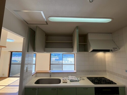 サーパス高須第３のキッチン|キッチン：キッチン（原状回復工事後2025/11）     （2025年11月撮影）