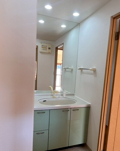 サーパス高須第３の洗面所|洗面所：洗面所（原状回復工事後2025/11）     （2025年11月撮影）