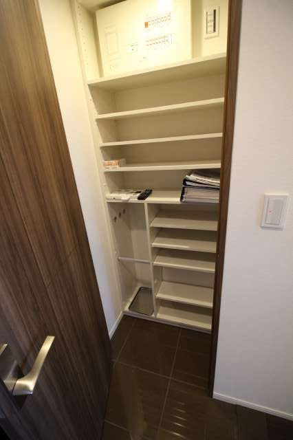 六本木グランドタワーレジデンスの玄関