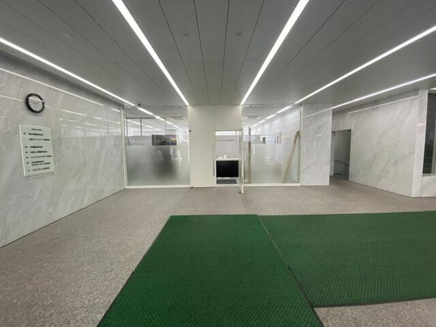 【エントランス】 | 八丁堀岡谷ビル