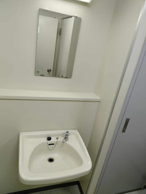  | ナカシゲビル