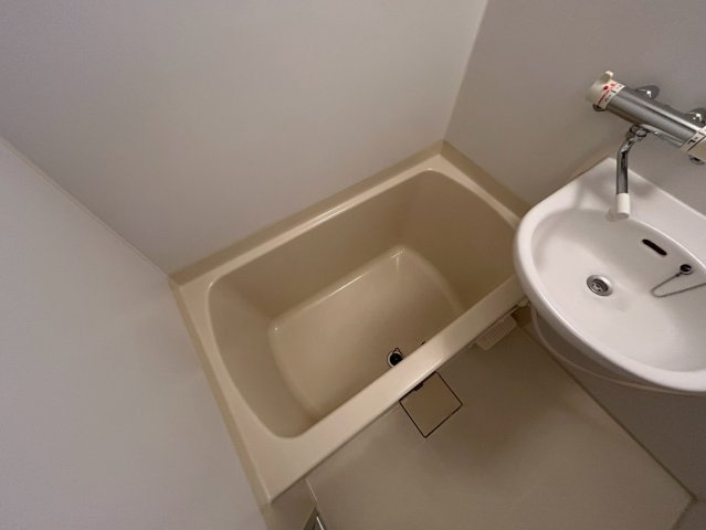 メゾンド　ラフィネの浴室