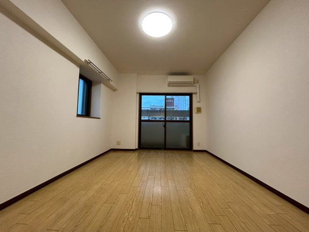 メゾンド　ラフィネの洋室