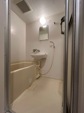 メゾンド　ラフィネの浴室