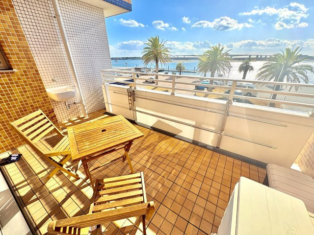 ル・シェモア弁天島　中央区舞阪町弁天島のバルコニー|奥行きのあるバルコニー。テーブルセットも十分に設置可能なスペースです。