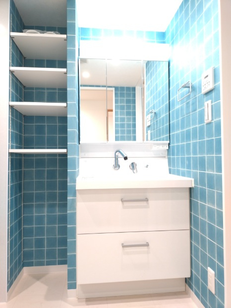 ルネ芦屋親王塚の独立洗面台