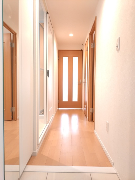 ルネ芦屋親王塚の玄関