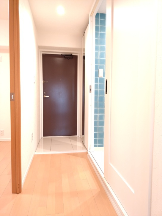 ルネ芦屋親王塚の玄関
