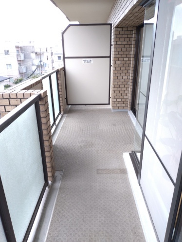 ルネ芦屋親王塚のバルコニー