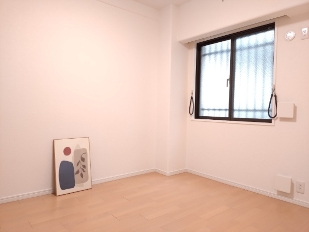 ルネ芦屋親王塚の洋室