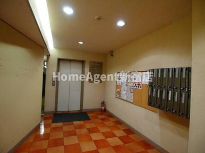 【ロビー】 | 三幸ビル