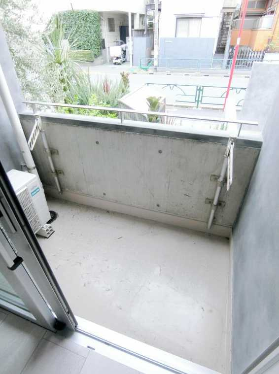 ルミークアン桜新町　敷金０礼金０　ペット可　リノベーションのバルコニー