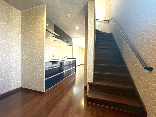 南14条西18丁目の内装|ホール部分！