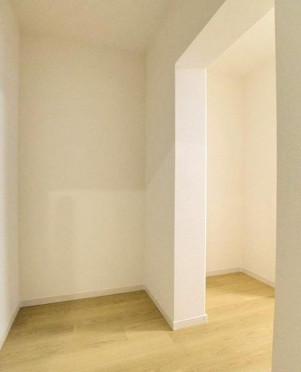 【中古マンション】リバーサイド壱番館５号棟の収納|収納力のある納戸♪