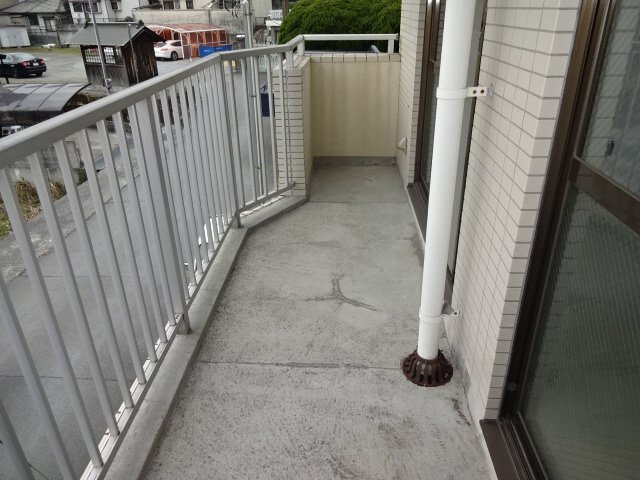 姫路市青山西２丁目の賃貸マンションのバルコニー