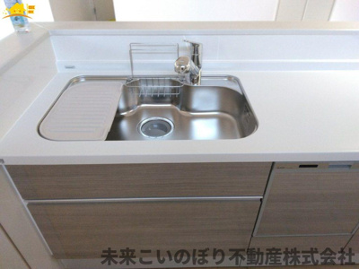 【設備】 | LIGARE北足立郡伊奈町1号棟 | ビルトイン浄水器付きです。大切な家族にはいい水を飲んでもらいたいですね。