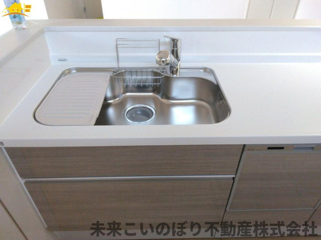 【設備】 | LIGARE北足立郡伊奈町1号棟 | ビルトイン浄水器付きです。大切な家族にはいい水を飲んでもらいたいですね。