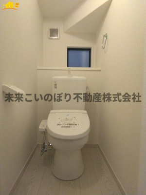 【トイレ】 | LIGARE北足立郡伊奈町2号棟 | 白を基調とした清潔感のある空間です◎お好みのアレンジでオリジナルの空間に仕上げましょう♪