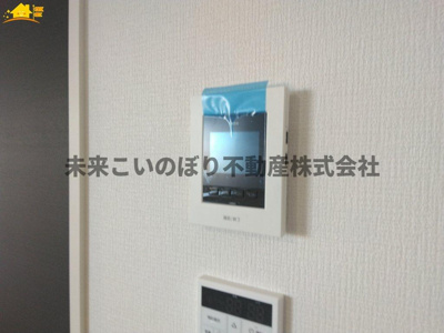 【防犯設備】 | LIGARE北足立郡伊奈町2号棟 | TVインターフォンは来訪者の確認にとても便利で安心です。
録画システム付きなので、留守時の確認も可能です。