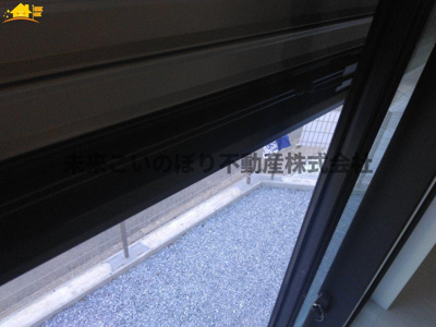 【設備】 | LIGARE北足立郡伊奈町2号棟 | シャッター雨戸付きで防犯面も安心です