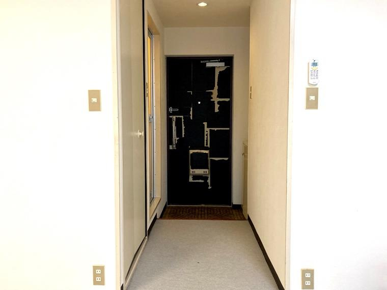 ダイアパレス津田沼の玄関