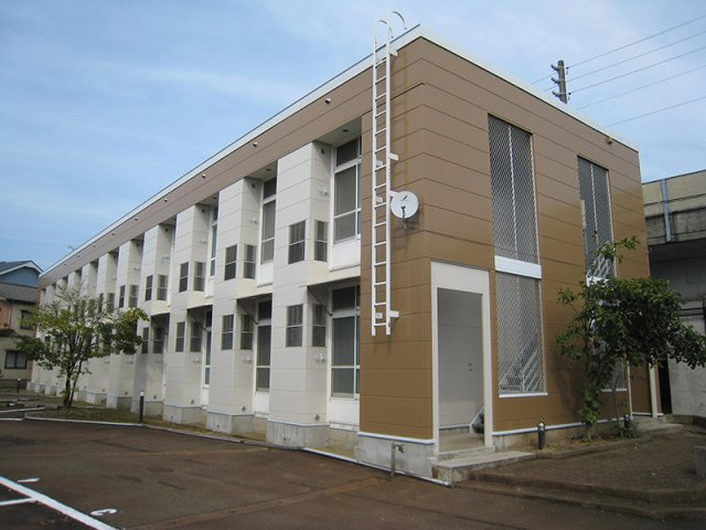 レオパレスエルフの外観