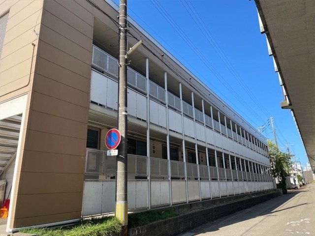 レオパレスエルフの外観