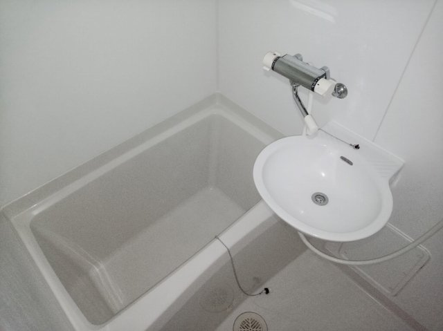 レオネクスト三ノ輪の浴室