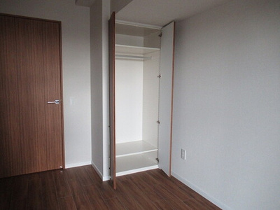 【収納】 | ザ・スカイクルーズタワー | 洋室収納