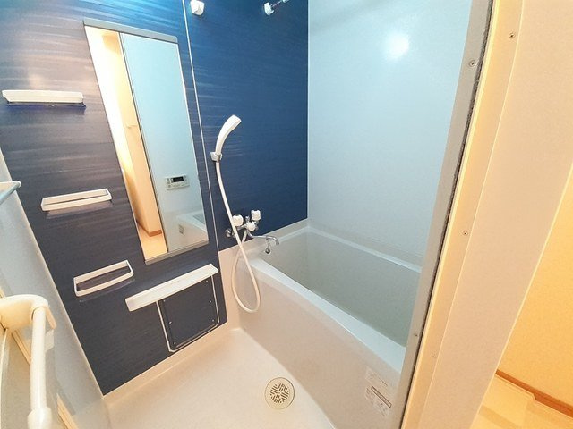 ハピネス浦江の浴室