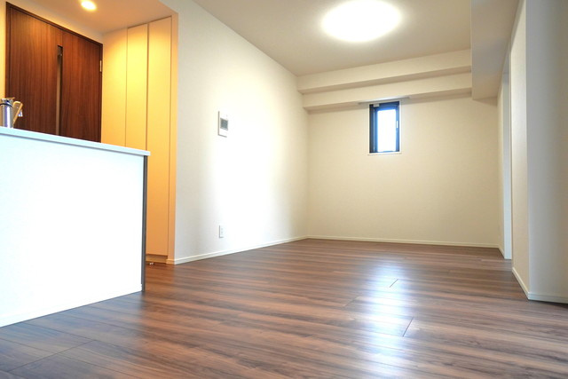 アヴァンカーサ町屋の居間・リビング|※写真は同タイプ住戸です。