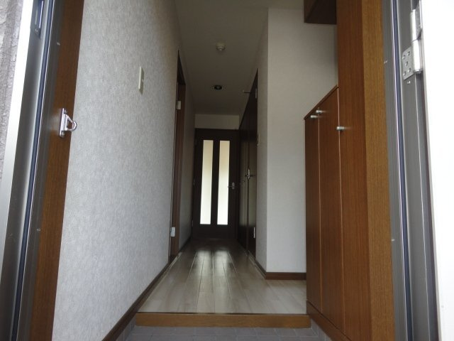 ロイヤルコーポ・サノの玄関|玄関