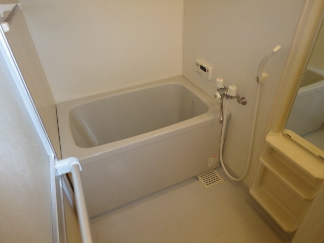 ロイヤルコーポ・サノの浴室|浴室