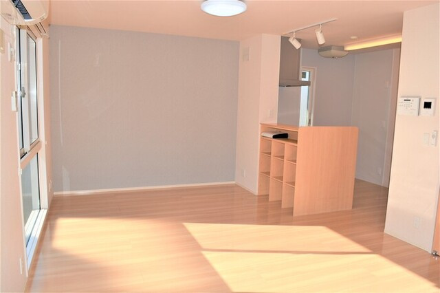 Ｋａｄｏｙａｋａｎ　E棟の居間・リビング|ＬＤＫ