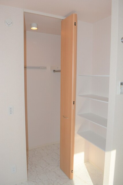 Ｋａｄｏｙａｋａｎ　E棟の収納|クローゼット