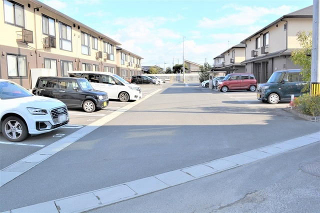 Ｋａｄｏｙａｋａｎ　E棟の駐車場|駐車場