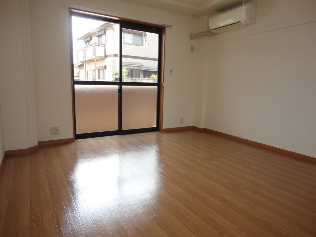 ピアッツア紗梨の内装|洋室