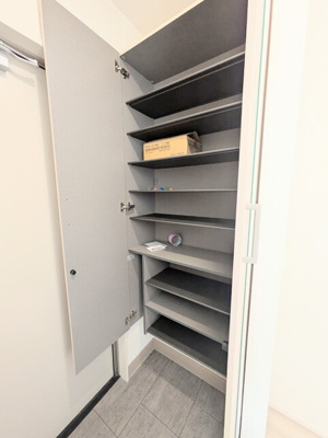 靴箱はトールサイズ