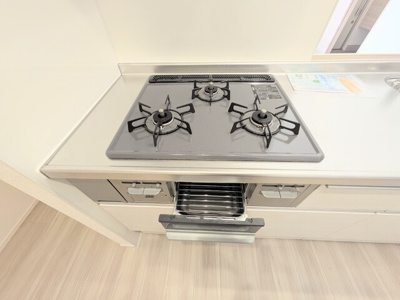 3口ガスコンロ・グリル付き