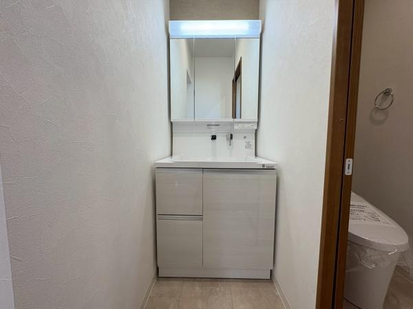 【独立洗面台】 | ●2階洗面台●