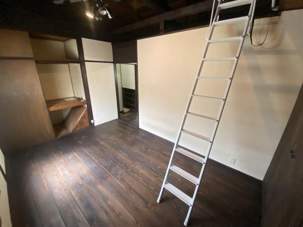 大阪市大正区三軒家西３丁目のテラスの洗面所|洋室